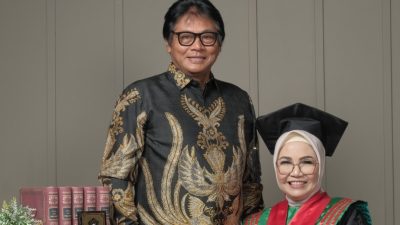 Summa Cumlaude, RA Anita Raih Doktor Ilmu Hukum Unissula Semarang.