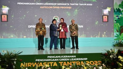 DPRD Sumsel Terima Penghargaan Nirwasita Tantra Tahun 2022
