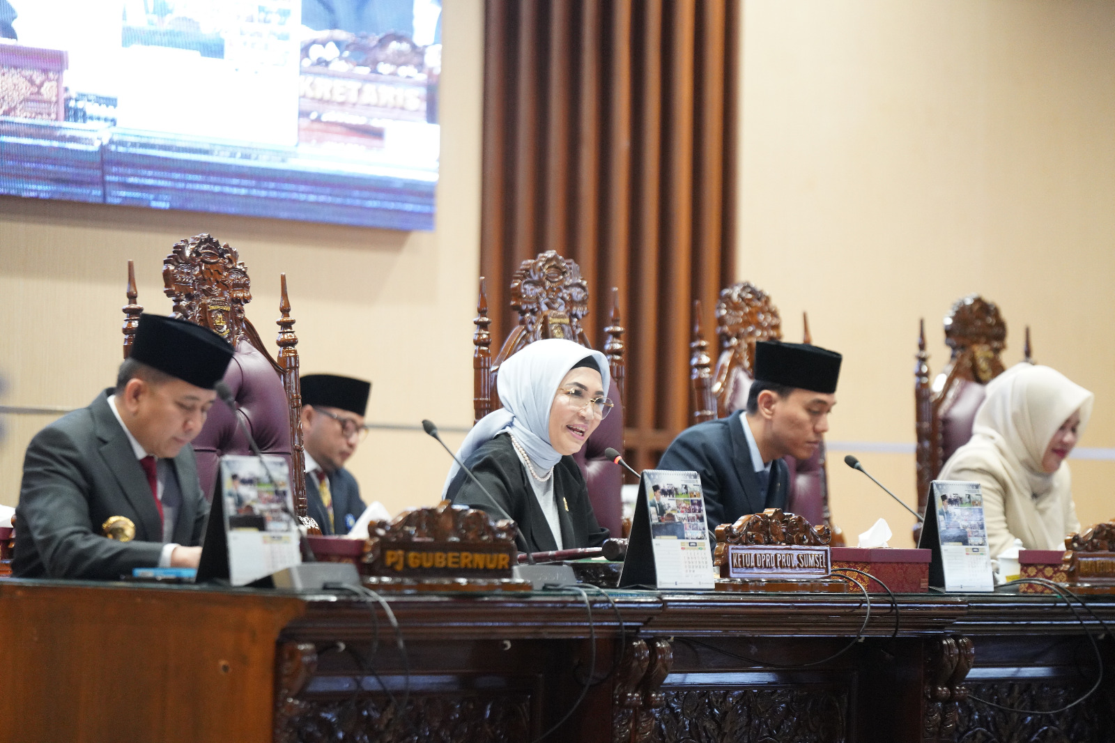 DPRD Prov. Sumsel dan Gubernur Sepakati 3 Raperda dan 3 Raperda perpanjangan waktu Pembahasan
