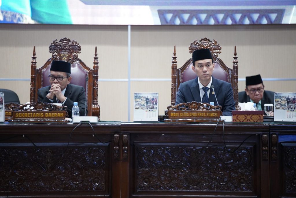 DPRD Sumsel Dengarkan Jawaban Gubernur atas Pandangan Umum Fraksi-fraksi Terhadap Raperda Pertanggungjawaban Pelaksanaan APBD Sumsel TA 2023