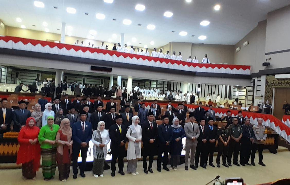 DPRD OKI Gelar Rapat Paripurna XVI 2025, Bupati dan Wakil Bupati Sampaikan Visi dan Misi
